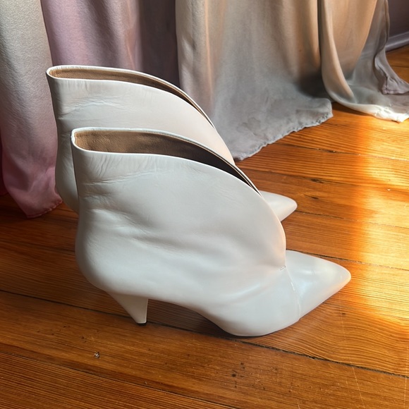 Isabel Marant ARFEE LEATHER ANKLE BOOTS IN PANNA size 41 - Picture 2 of 9